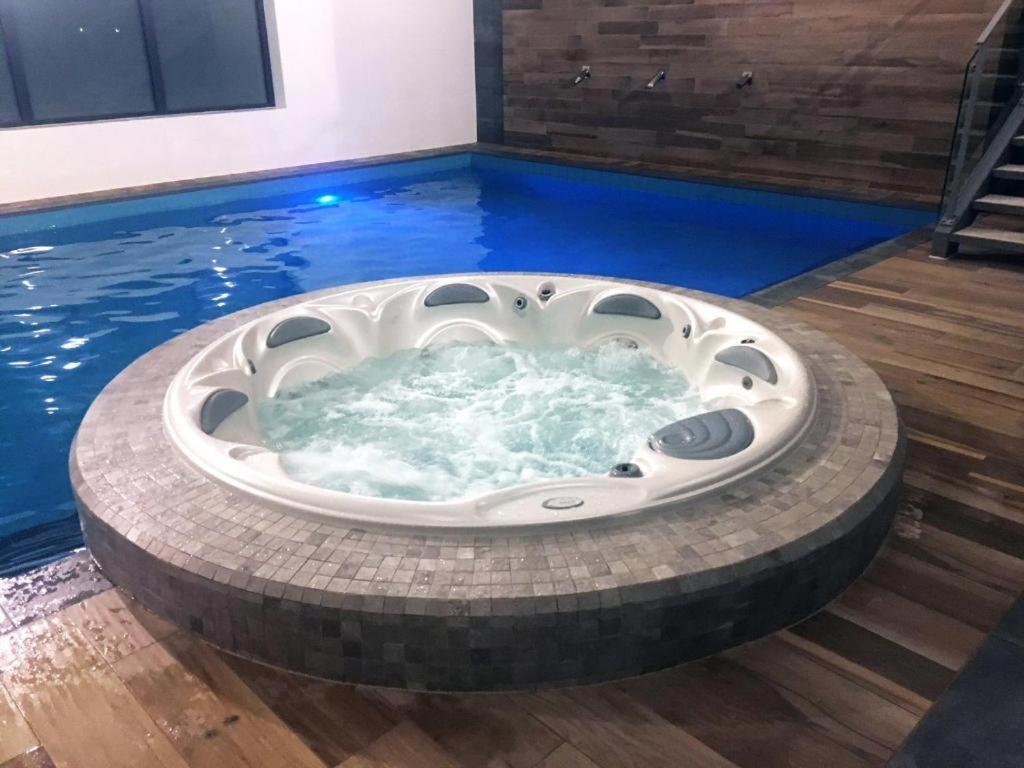Apartament 4 Seasons- Basen Wewnetrzny,Jacuzzi,Sauna,Silownia I Kulkoland W Cenie!!! Kolobrzeg Ngoại thất bức ảnh