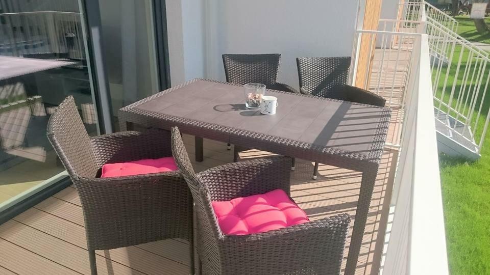 Apartament 4 Seasons- Basen Wewnetrzny,Jacuzzi,Sauna,Silownia I Kulkoland W Cenie!!! Kolobrzeg Ngoại thất bức ảnh